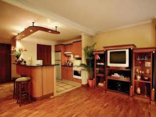 Le Grove Aparthotel Singapore