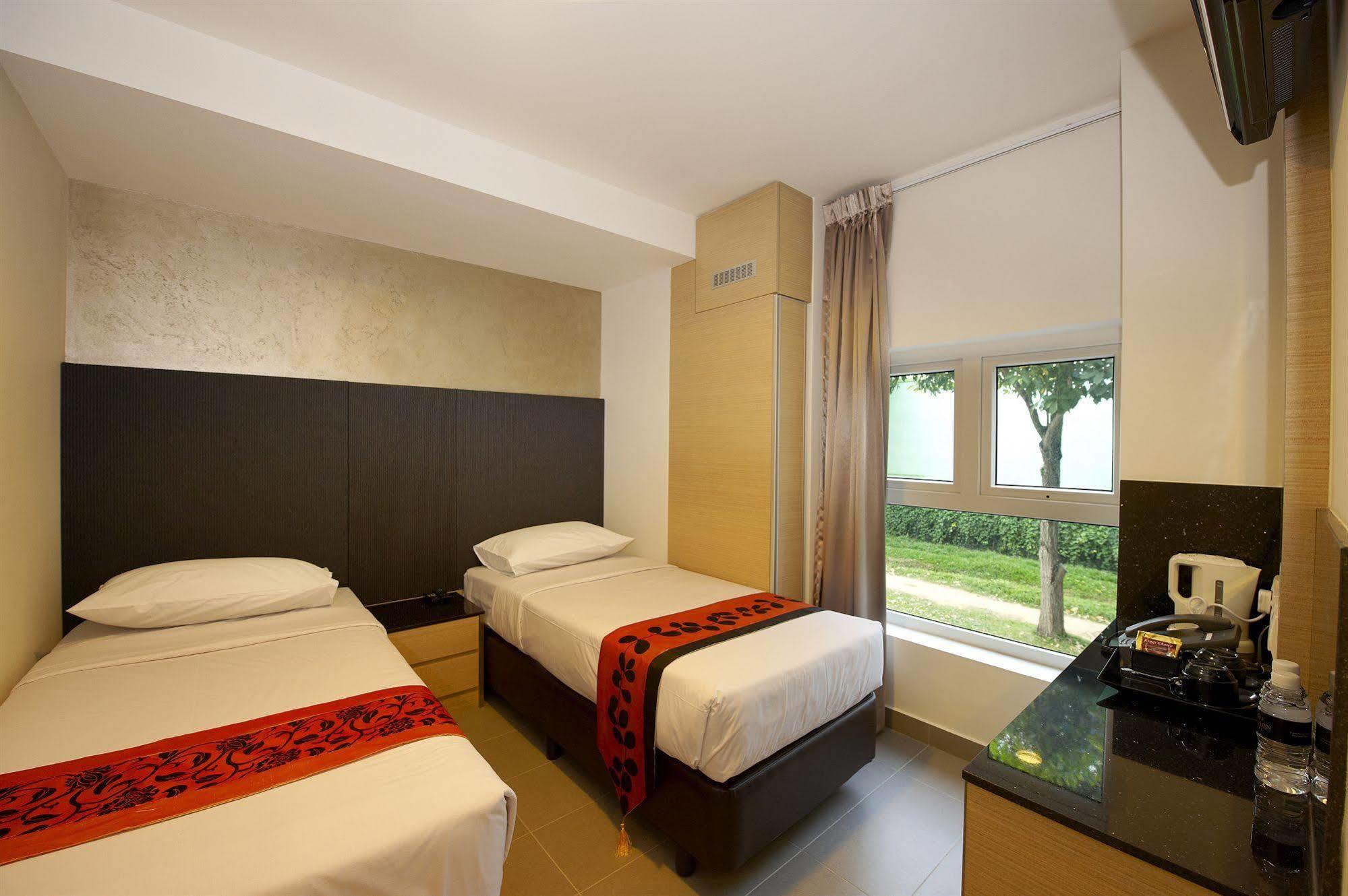 Hotel The Snooze At Bugis Singapore