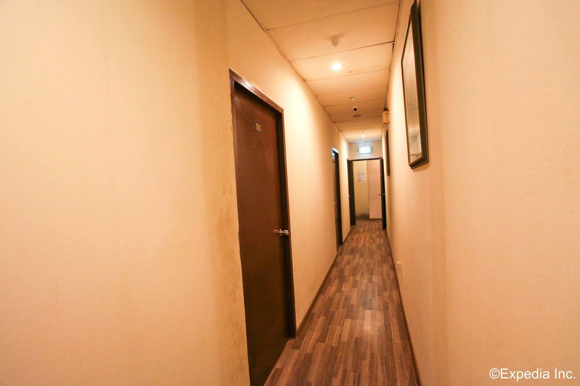 Cube Family Boutique Capsule At Chinatown Hotel kapsul 2*