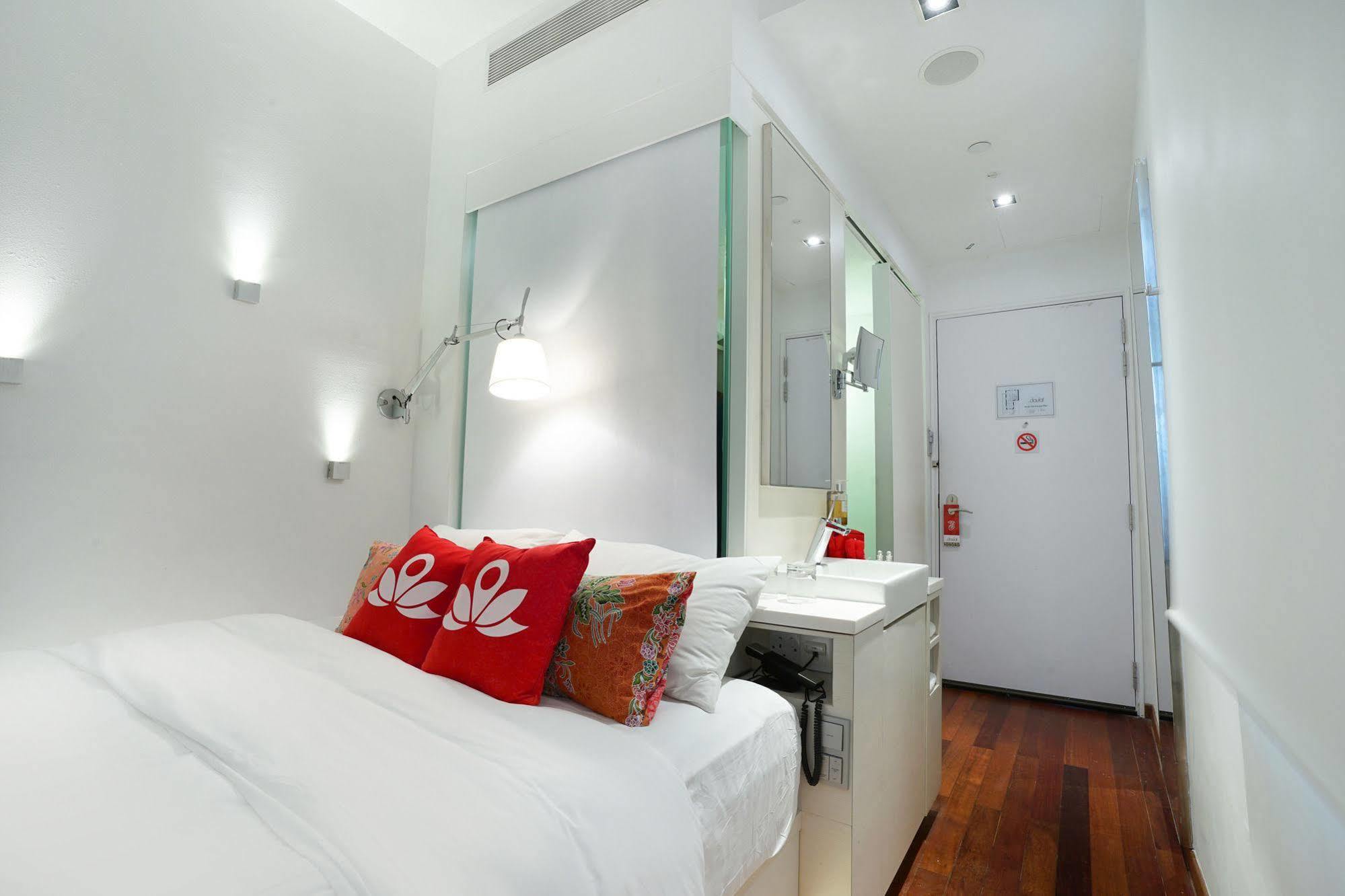 Zen Premium Little India Hotel 4*