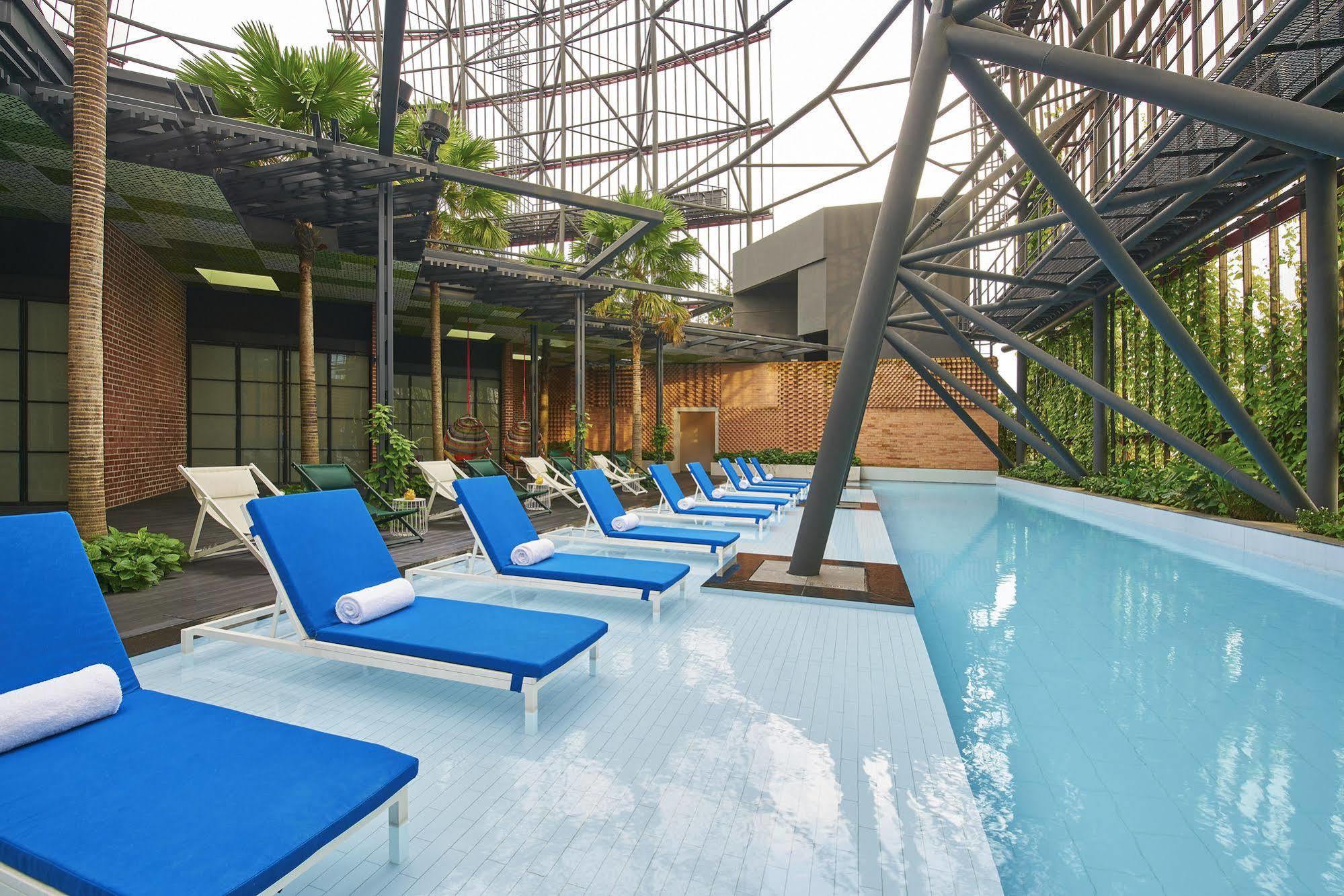 Hotel Oasia Downtown, By Far East Hospitality