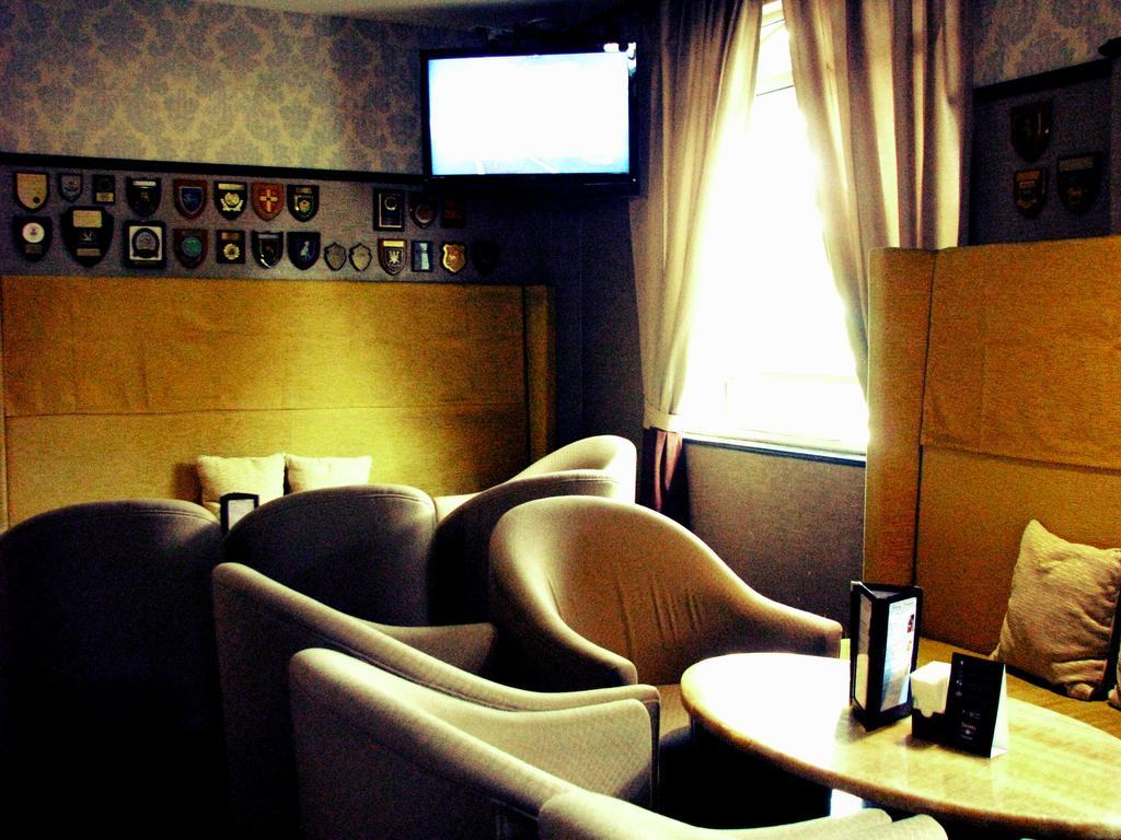 The At Recreation Club 4* Singapore