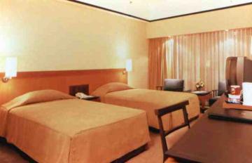 Century Roxy Park Hotel