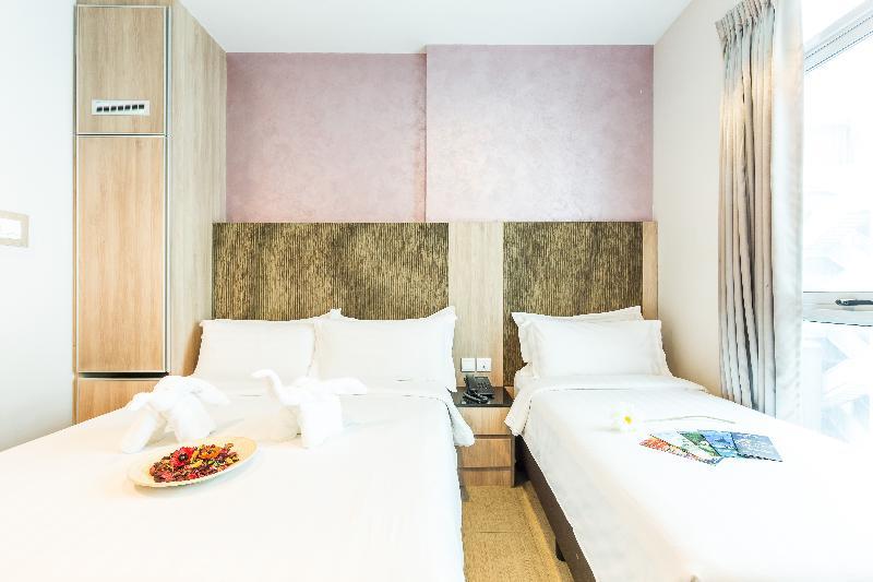 Hotel Ibis Budget Clarke Quay 3*