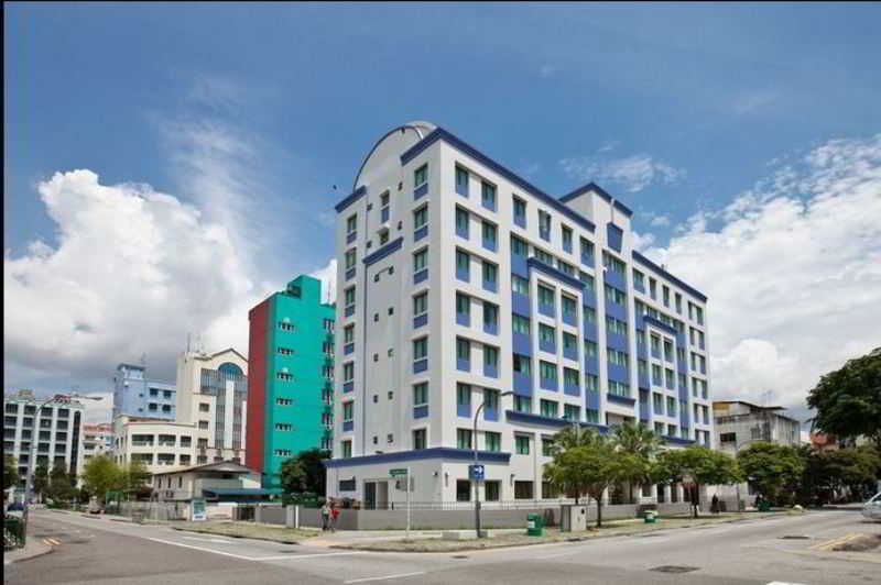Yaju Hotel 2*
