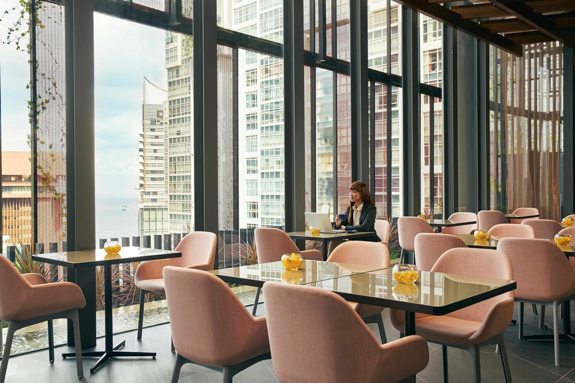 Oasia Downtown, By Far East Hospitality 4* Singapore