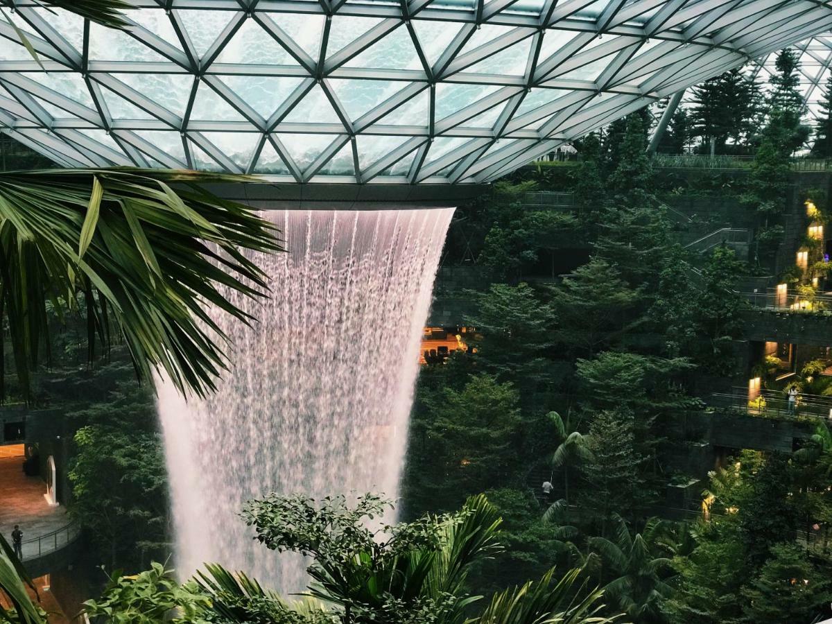 Yotelair Changi Airport Landside Hotel Singapore