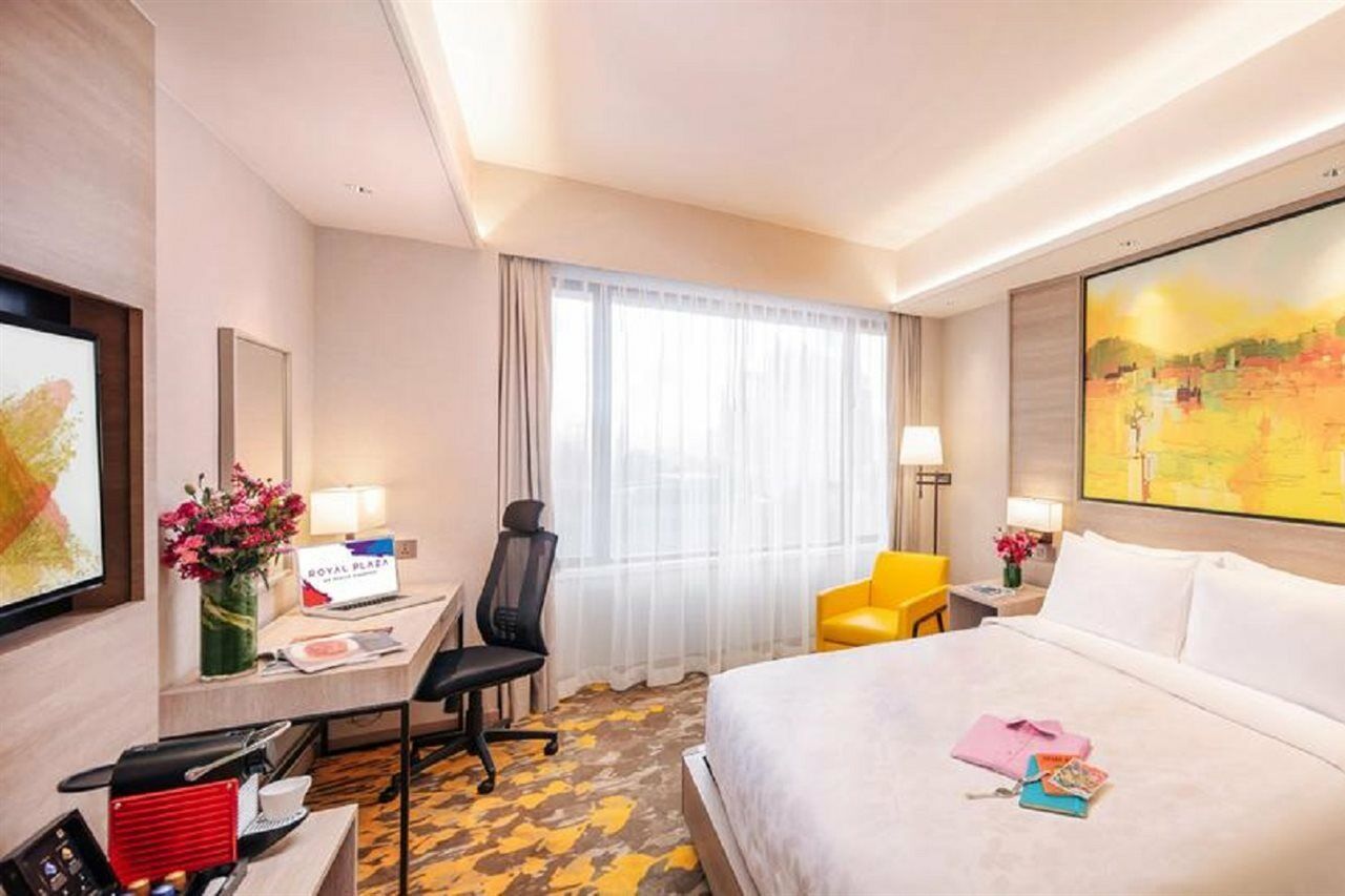Royal Plaza On Scotts 5* Singapore