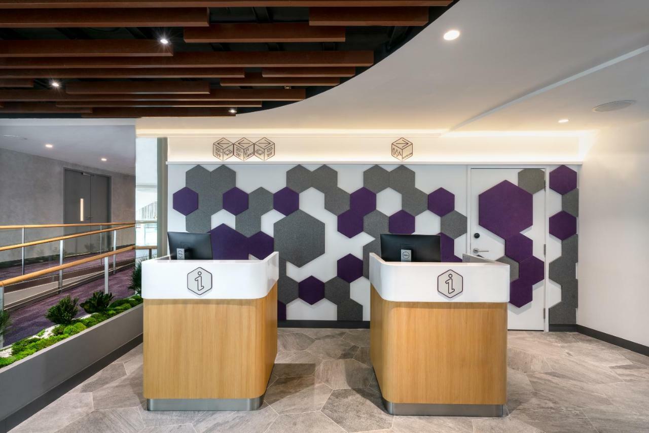 Yotelair Changi Airport Landside Hotel 4*