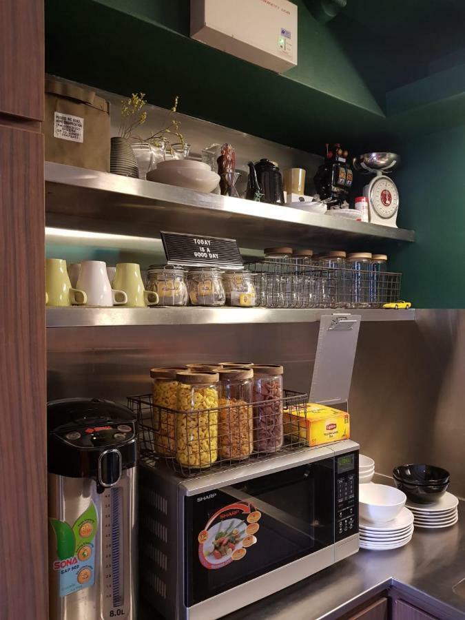 Wink At Mosque Street Capsule hotel