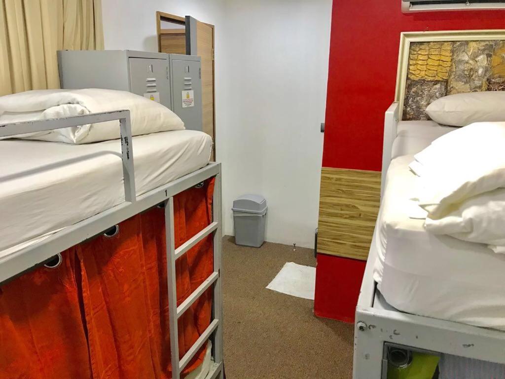 Hostel Checkers Backpackers Singapore