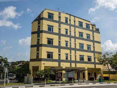 Ibis Budget West Coast Hotel Singapore