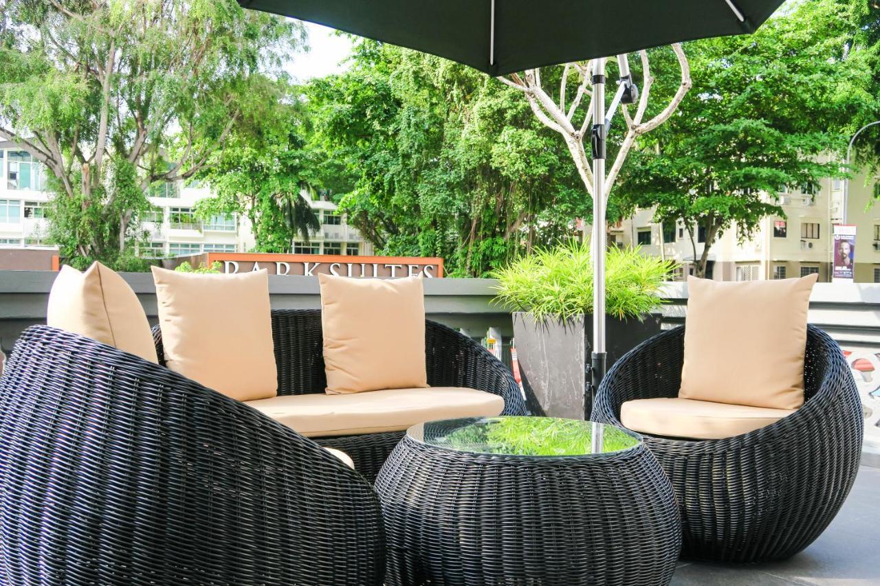 Apartment Deluxe & By Rr Singapore