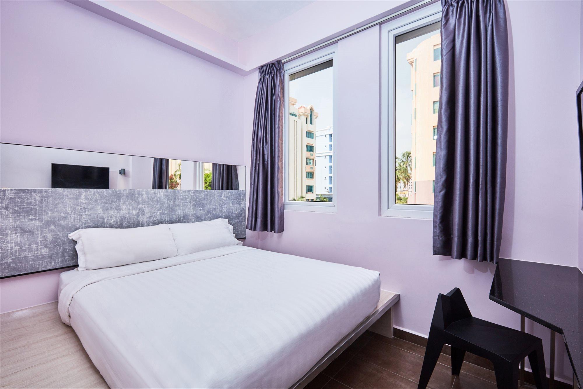 Ibis Budget Pearl 2* Singapore