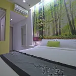 J8 Hotel