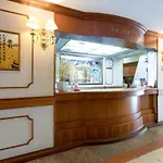 Four Chain View Hotel