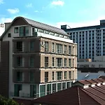 J8 Hotel