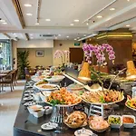 Hotel Grand Pacific