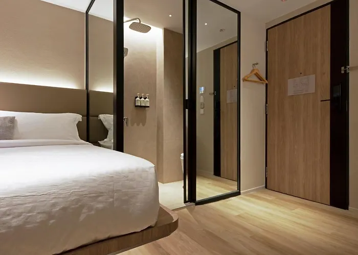 Porcelain Hotel By Jl Asia
