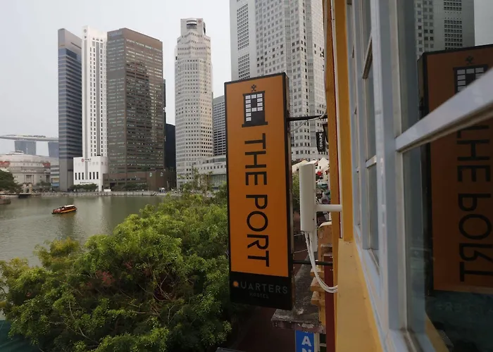 Beat. Capsule Hostel @ Boat Quay