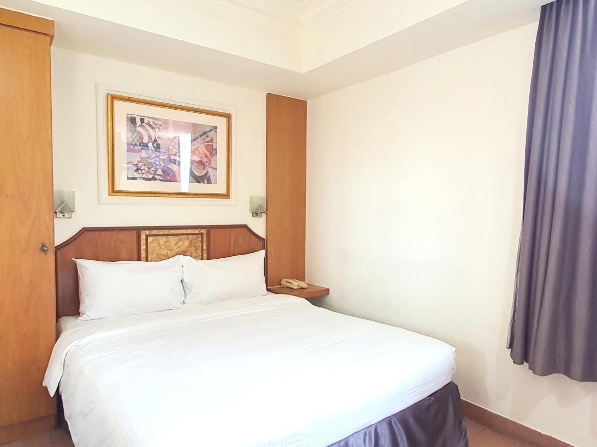 Compass Hotel