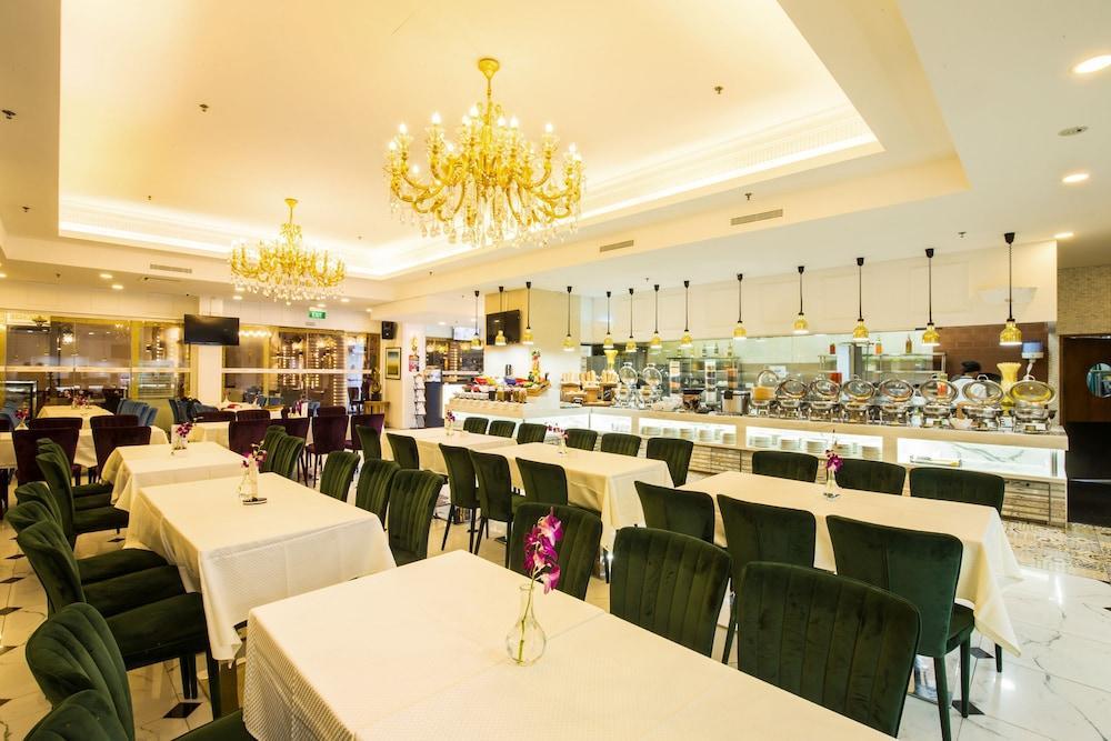 Village Bugis By Far East Hospitality Hotel Singapore