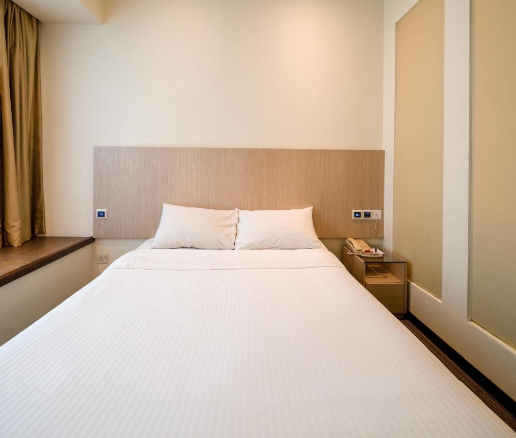 Hotel Aqueen Lavender Singapore