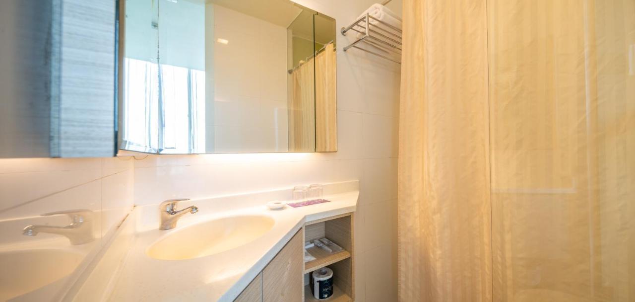 Hotel Aqueen Lavender 3*