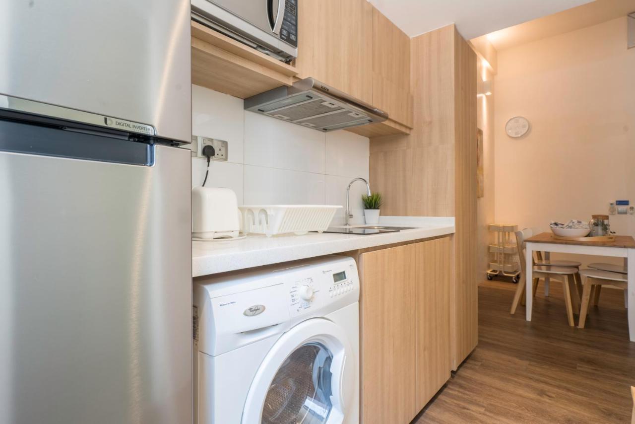 South Buona Vista Studio Suites A Singapore