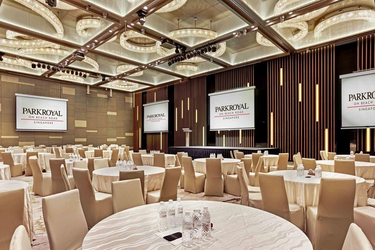Parkroyal On Road, 4*