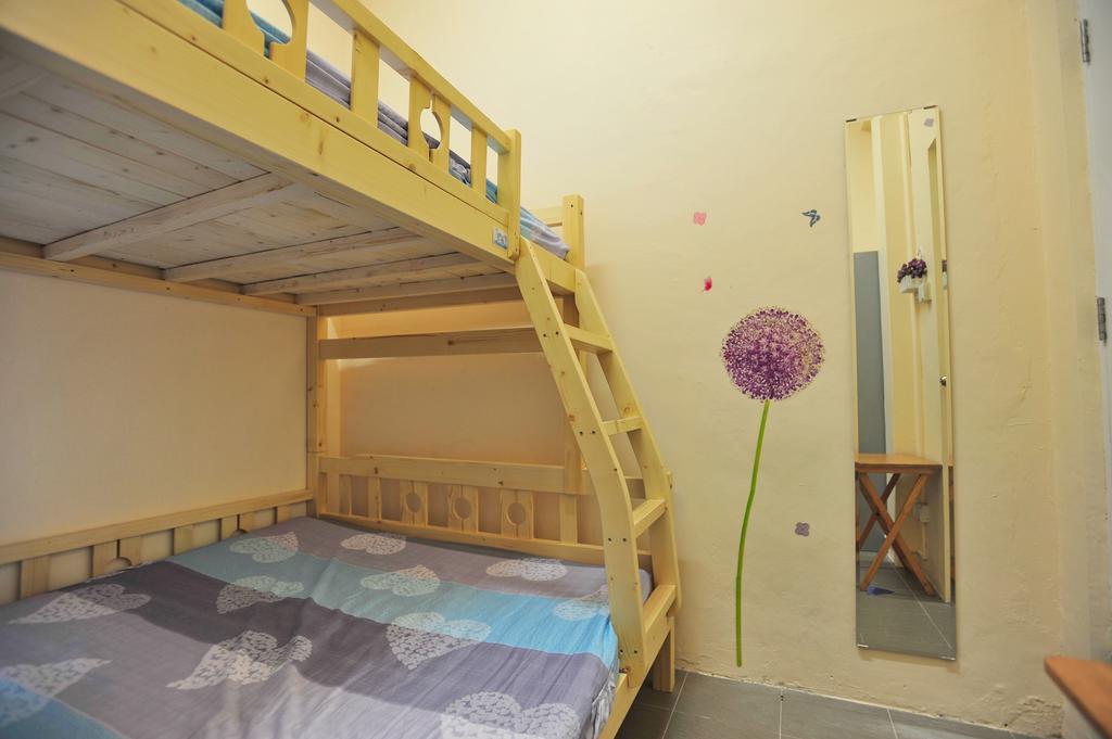 U8 Hostel Singapore