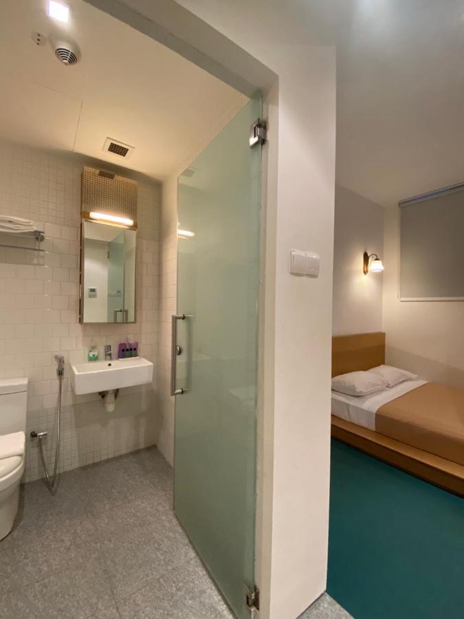 Mayo Hotel 3*