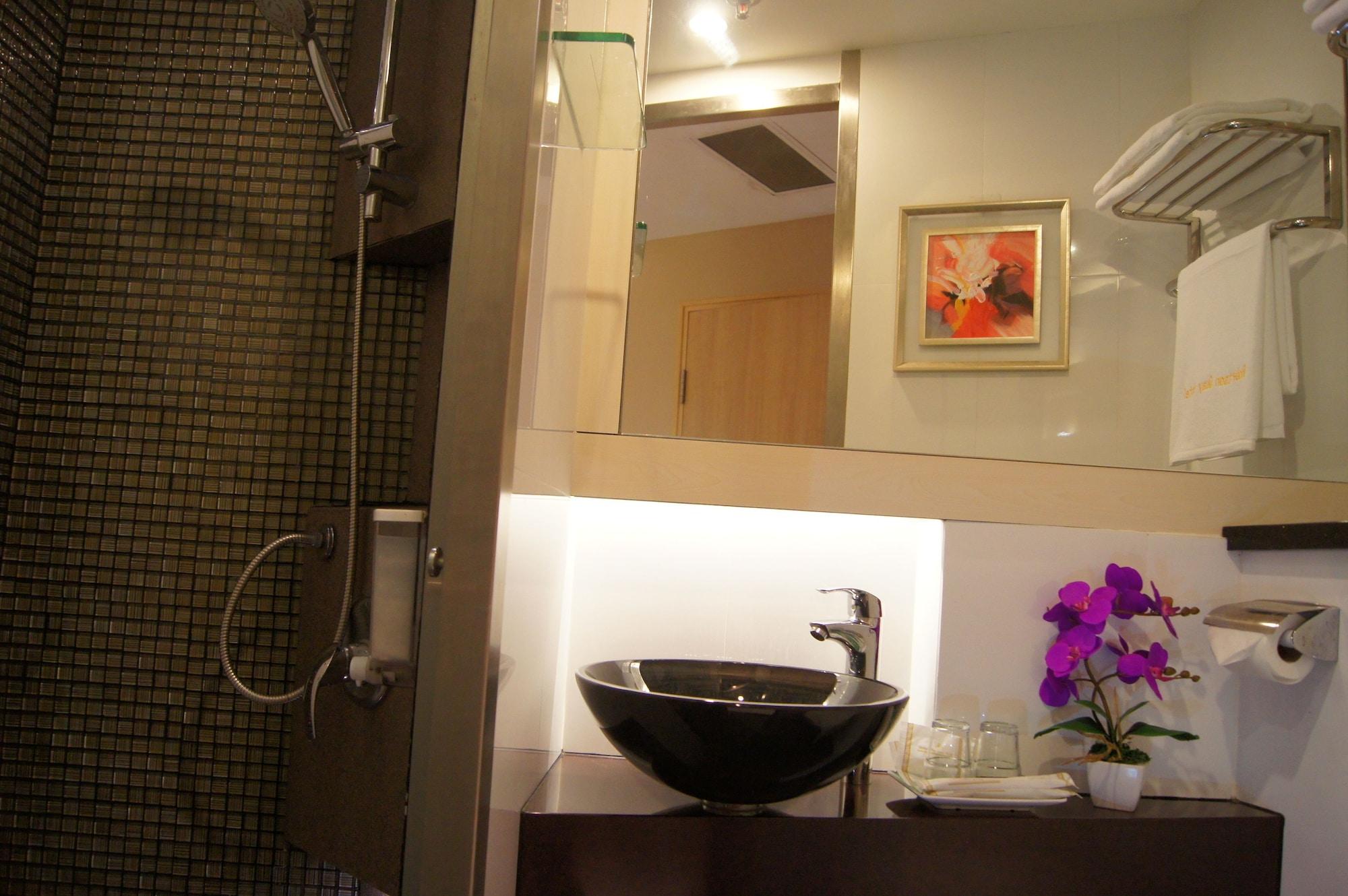 Hotel Robertson Quay 3*