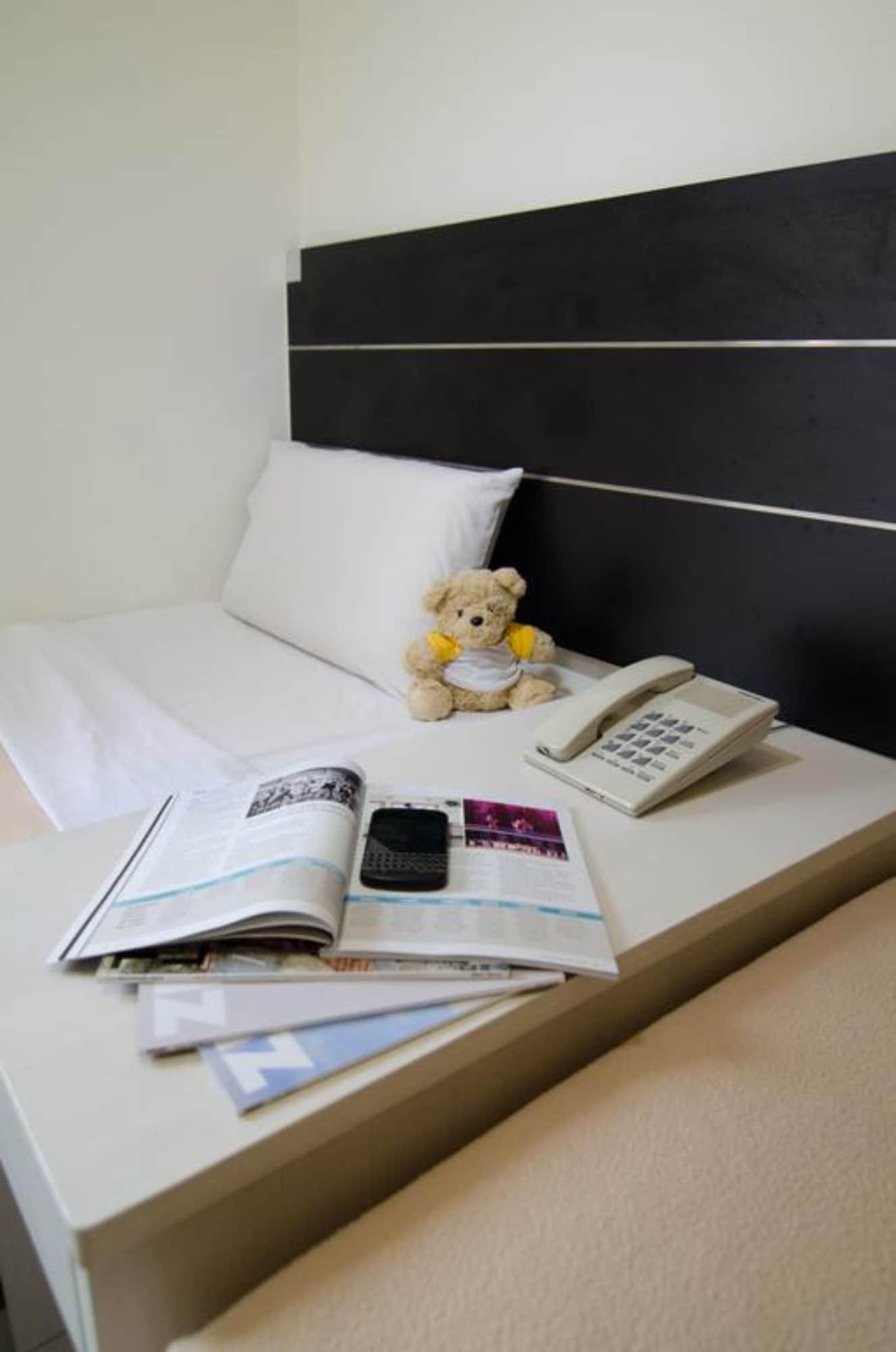 Asphodel Hotel 2*