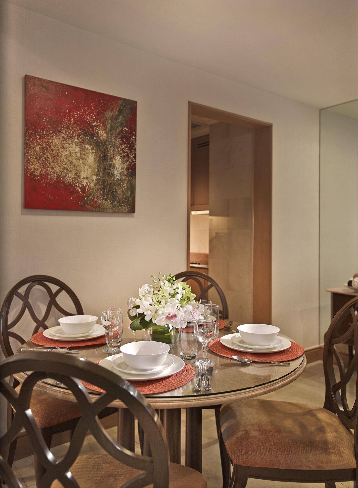 Shangri-la Aparthotel 5*