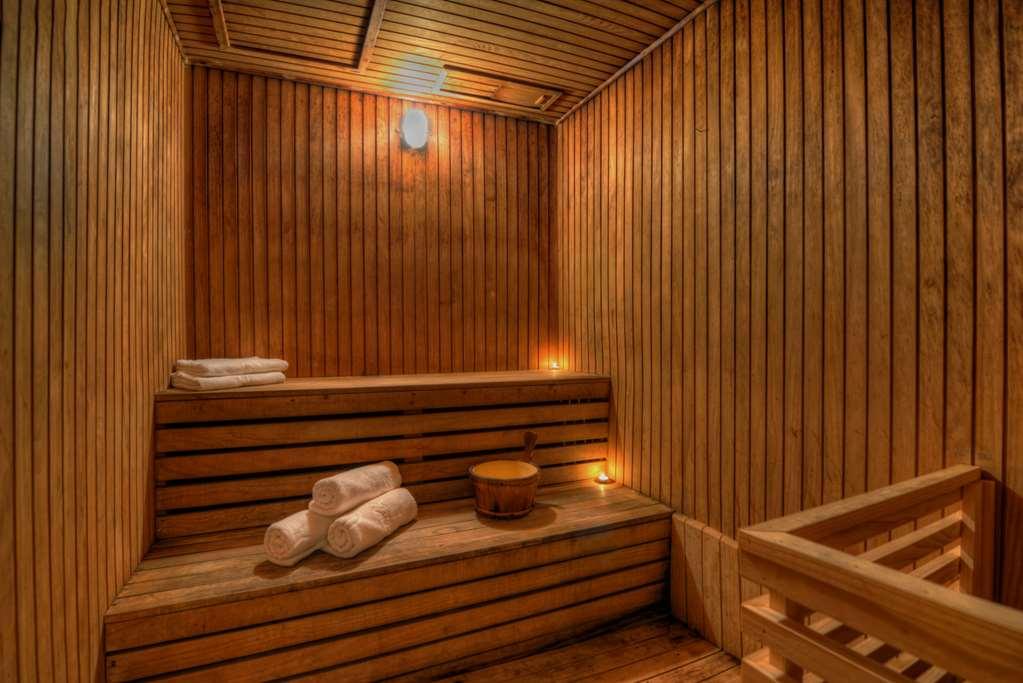 Orchard Grand Court Aparthotel 4*