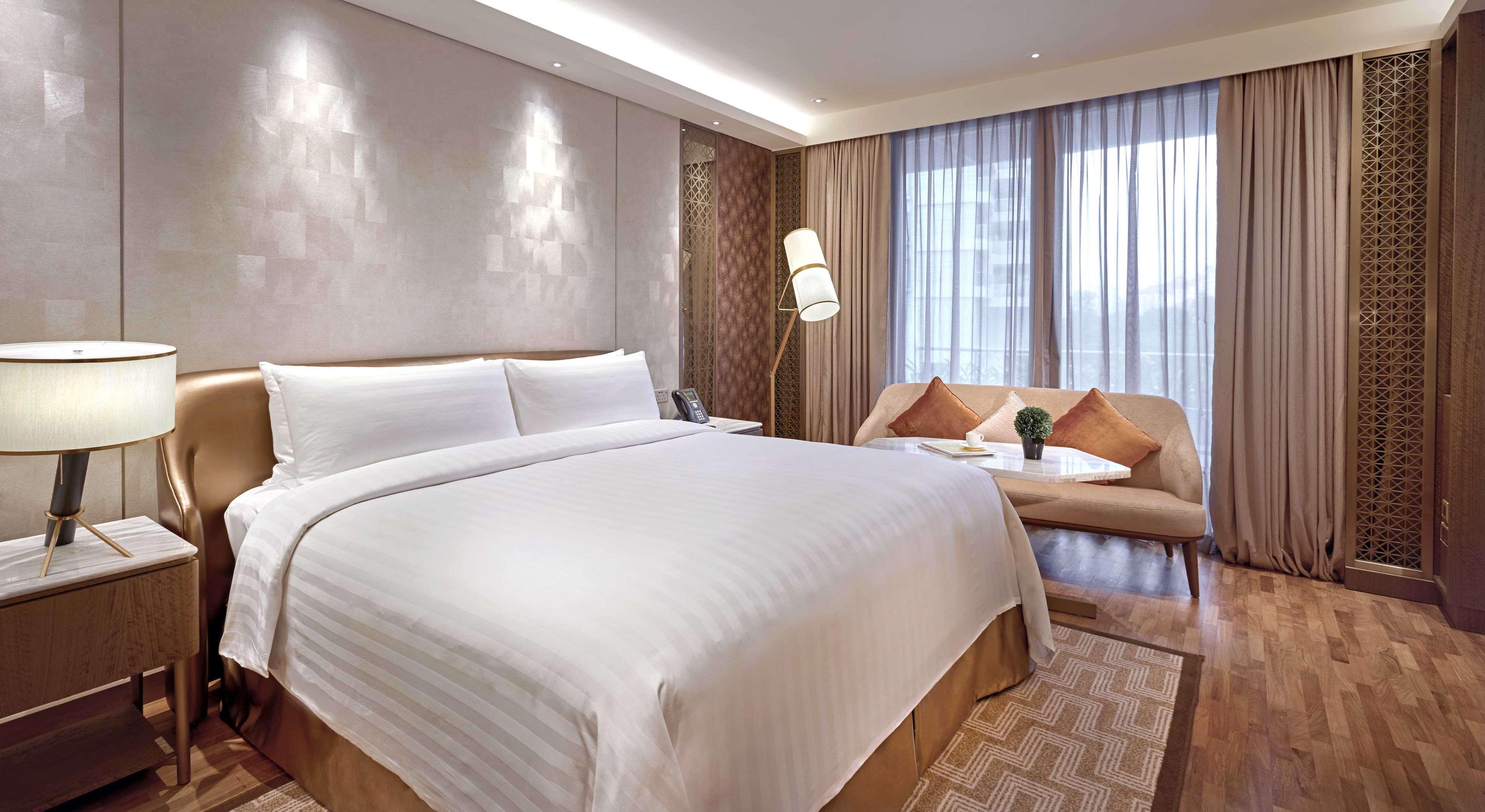 Hotel Parkroyal On Road, 4*