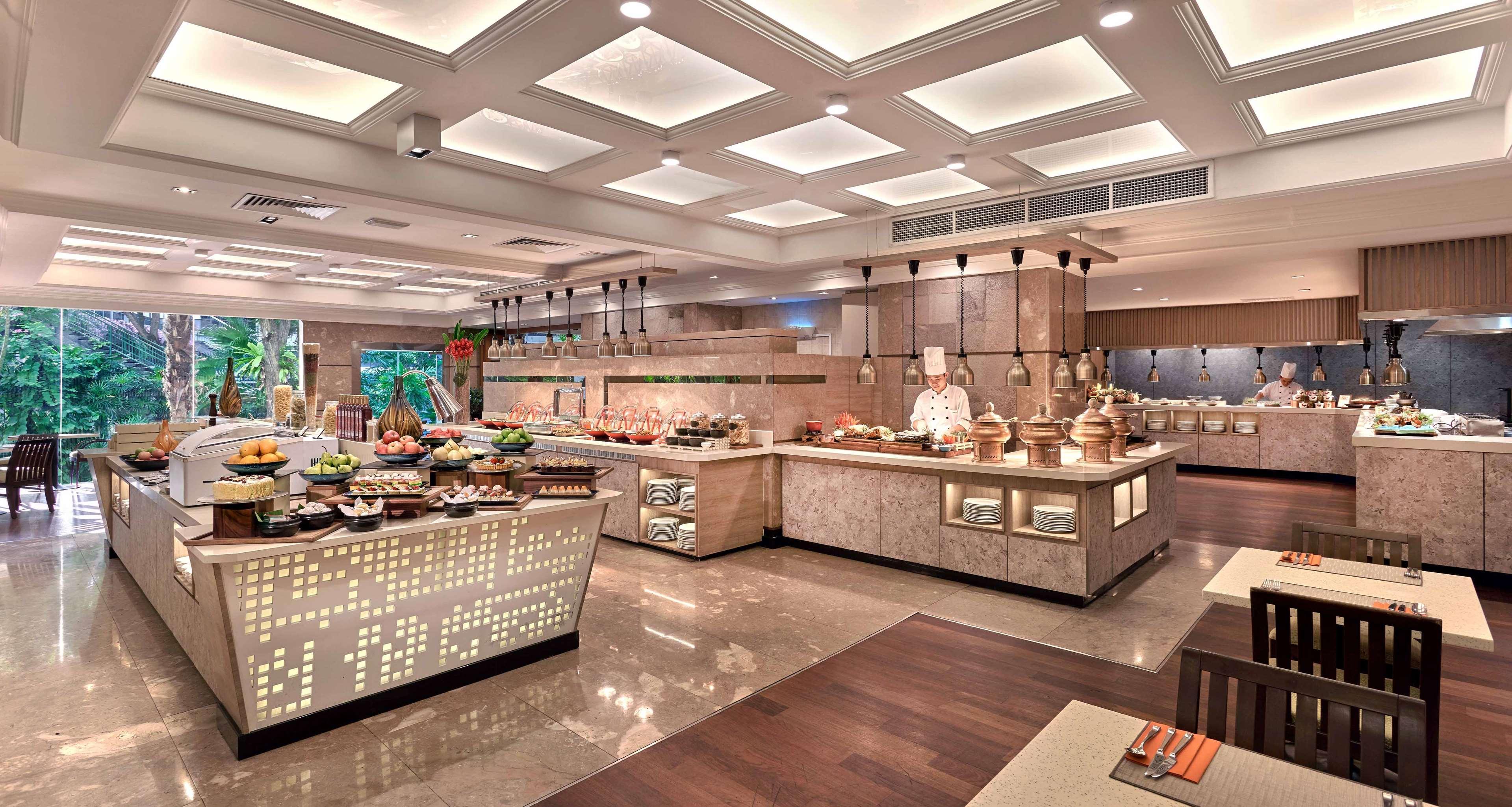 Hotel Parkroyal On Road, 4*