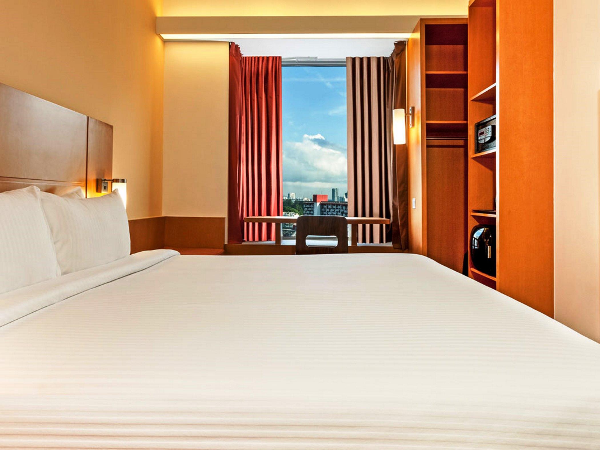 Ibis On Bencoolen 4* Singapore