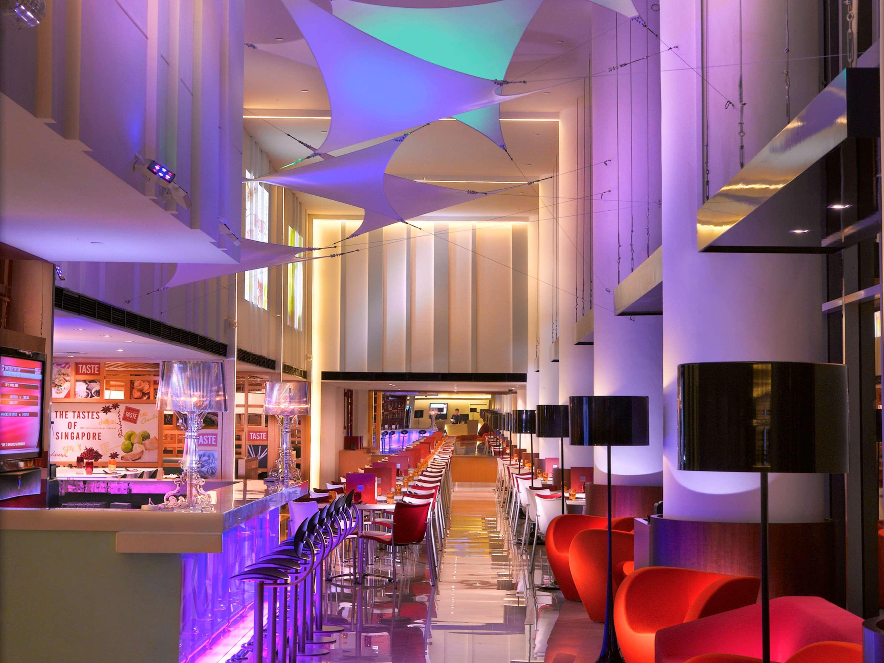 Ibis On Bencoolen Hotel 4*