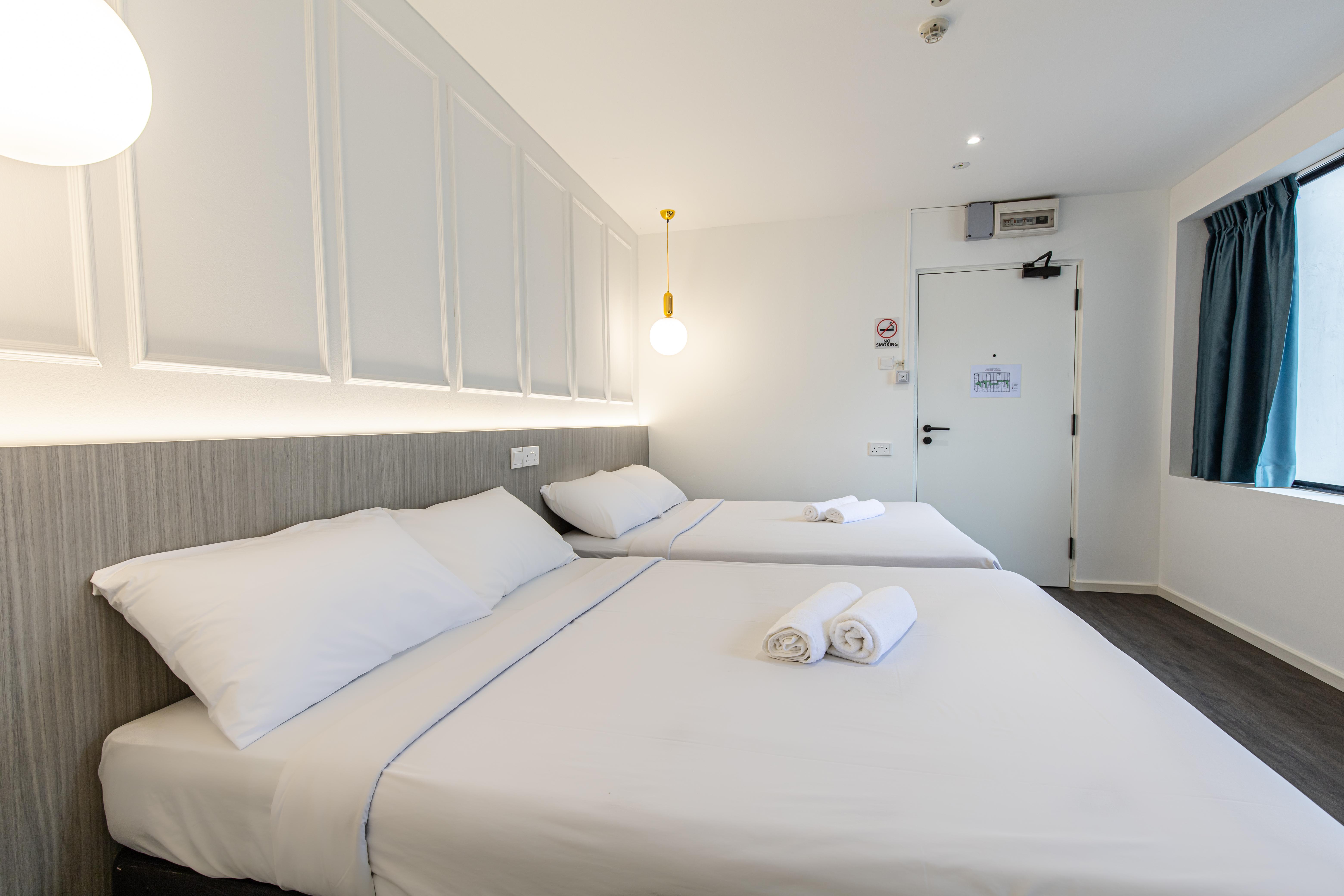 Philip 3* Singapore