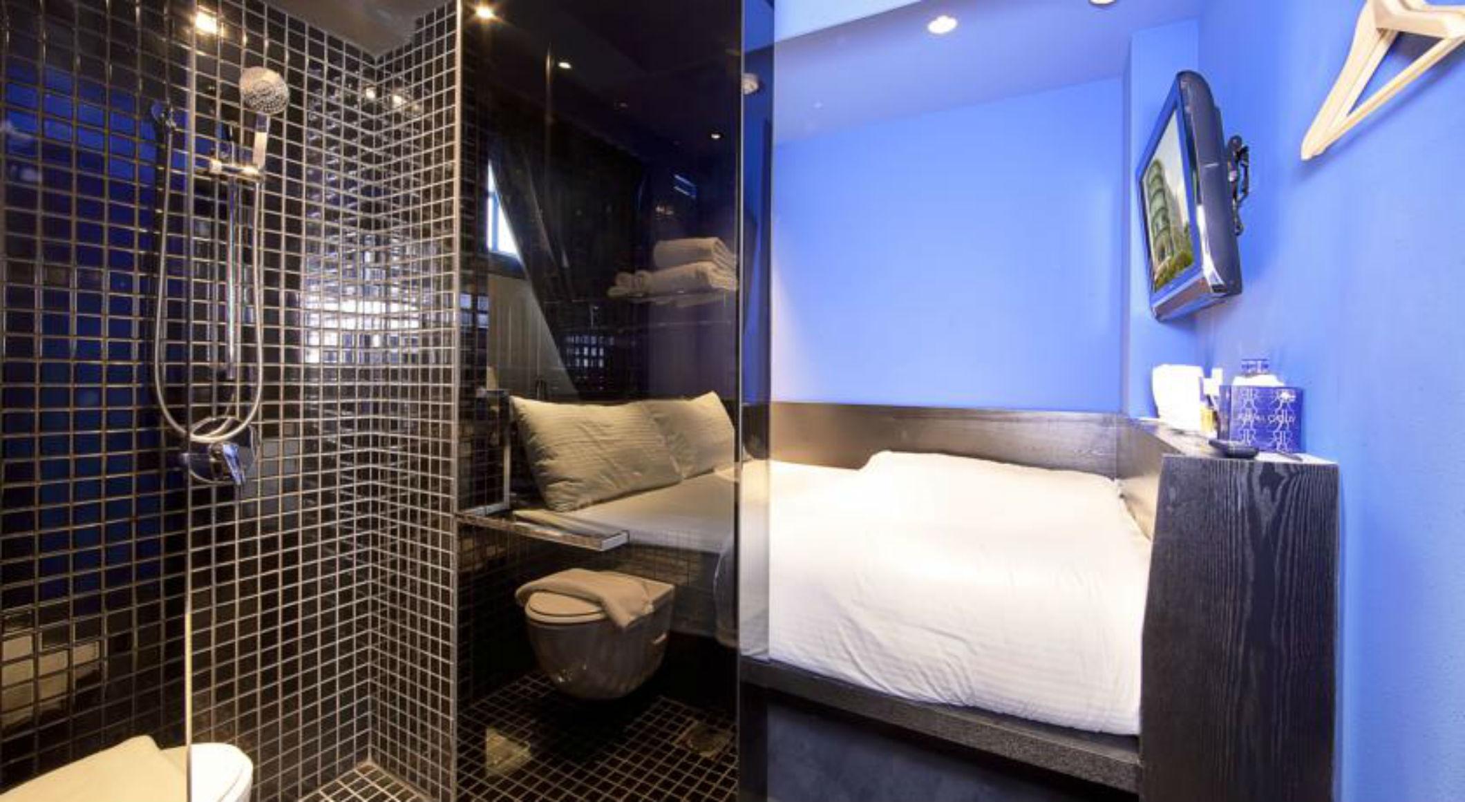 Porcelain By Jl Asia Hotel 3*