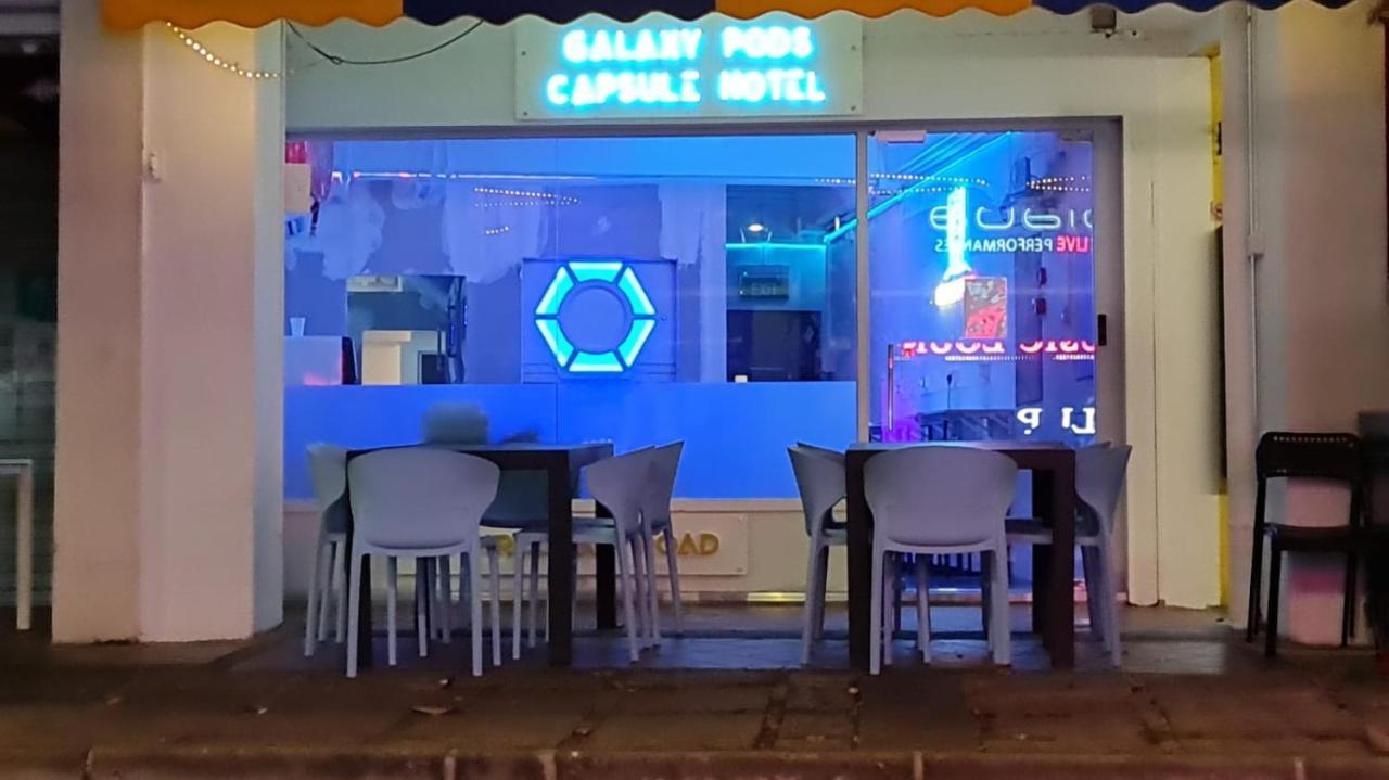 Galaxy Pods Capsule Boat Quay