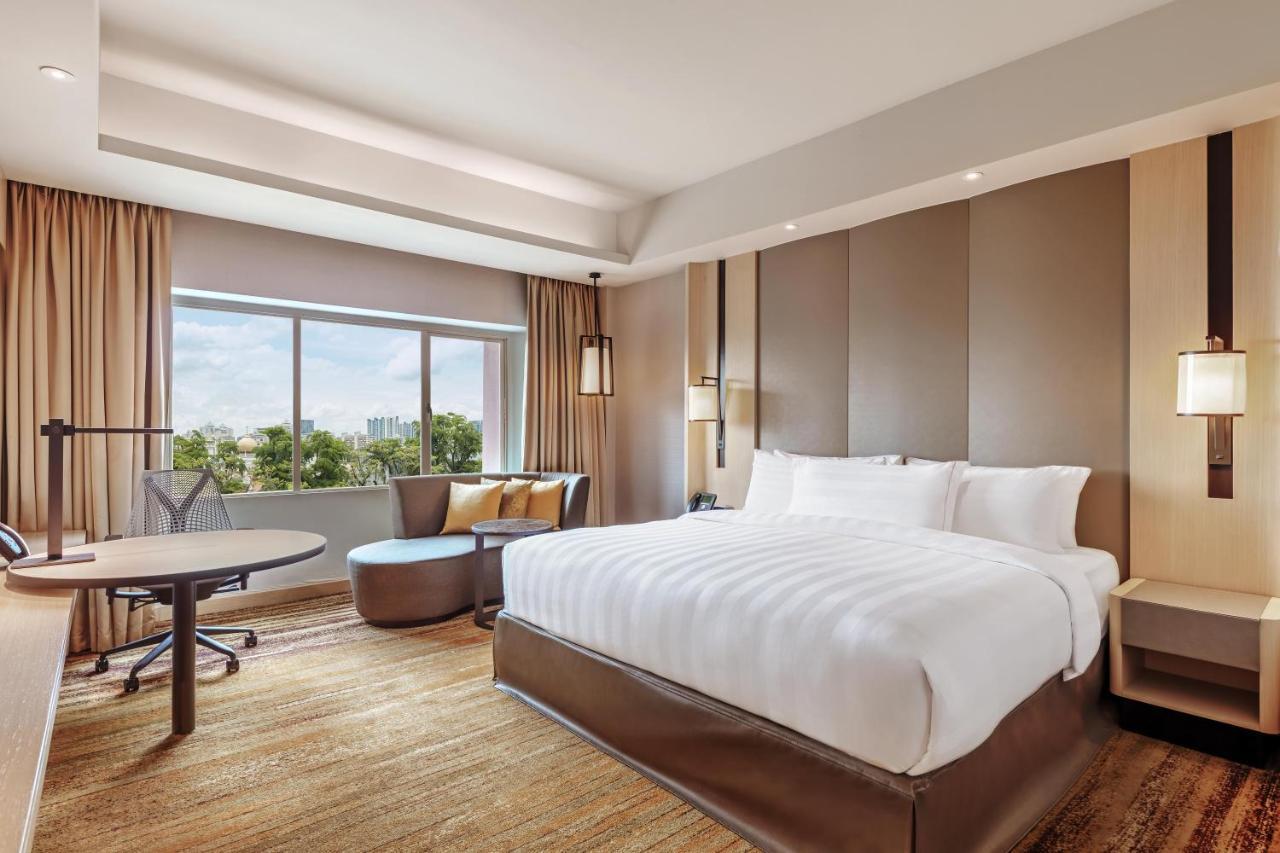Parkroyal On Road, 4*