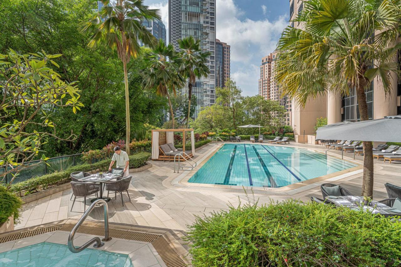 Four Seasons Hotel