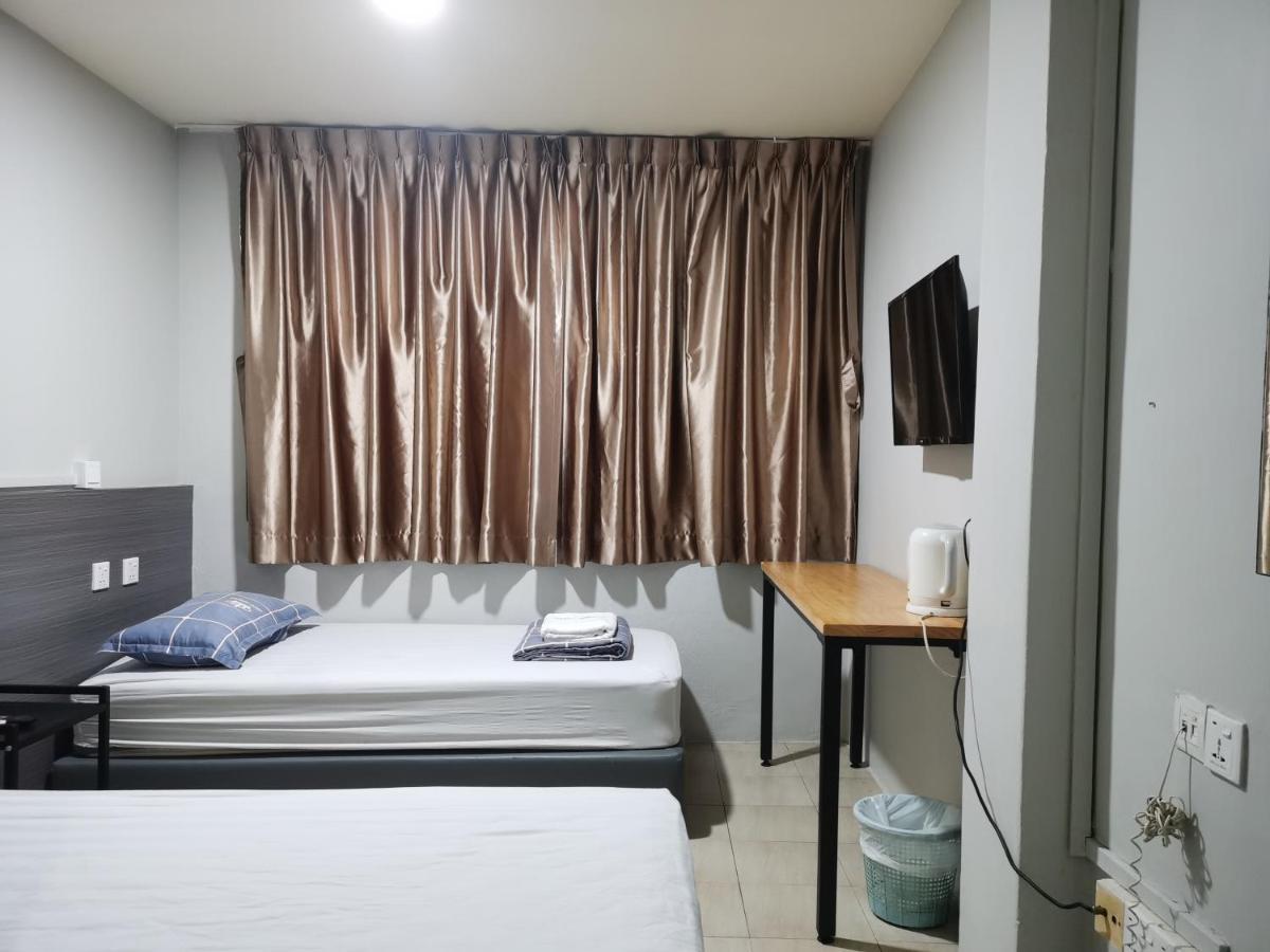 Haising Hotel 2*