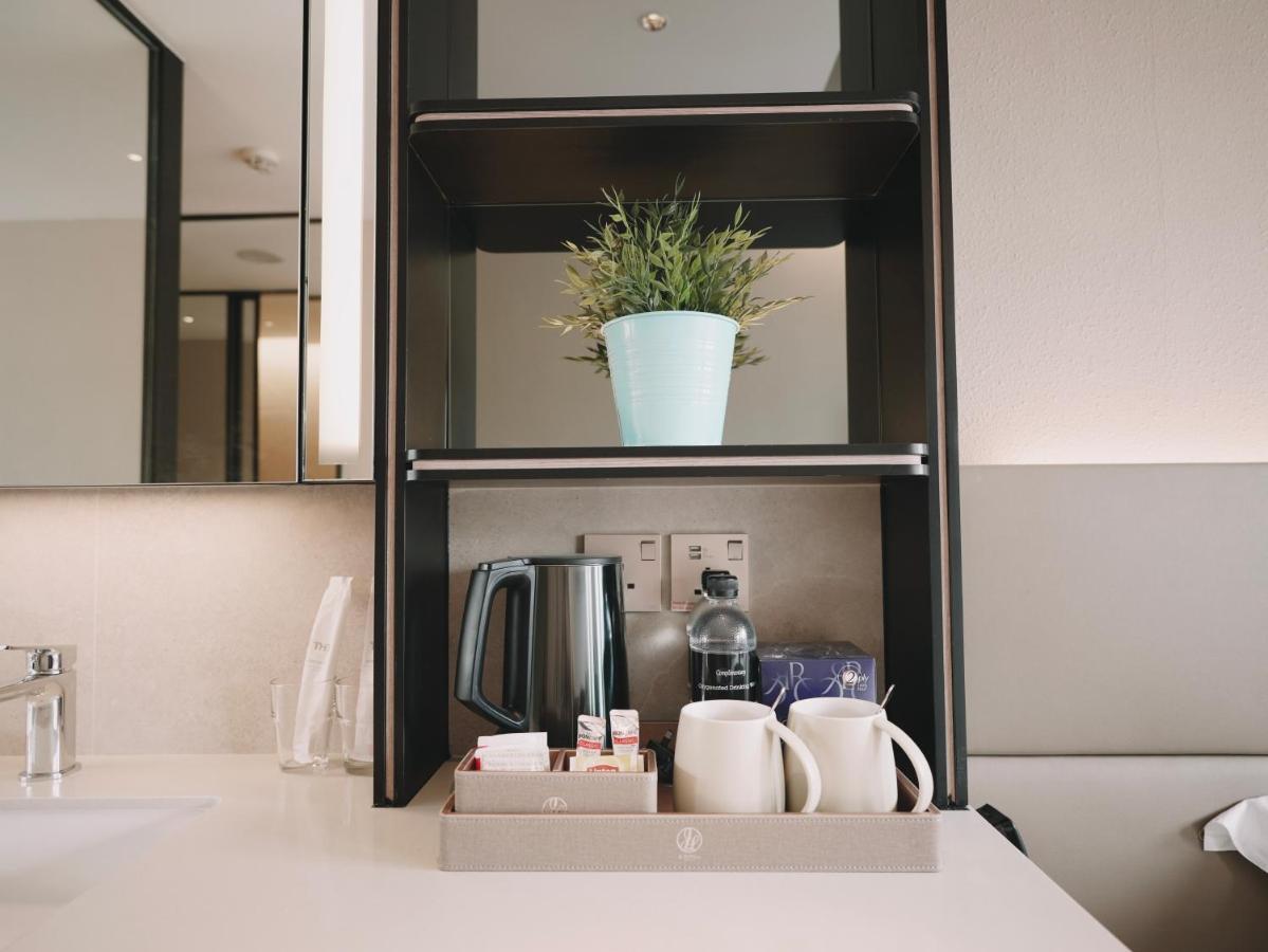 Porcelain By Jl Asia Hotel 3*