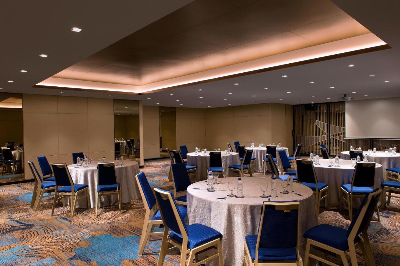 Hotel Four Points By Sheraton Singapore, Riverview 4*