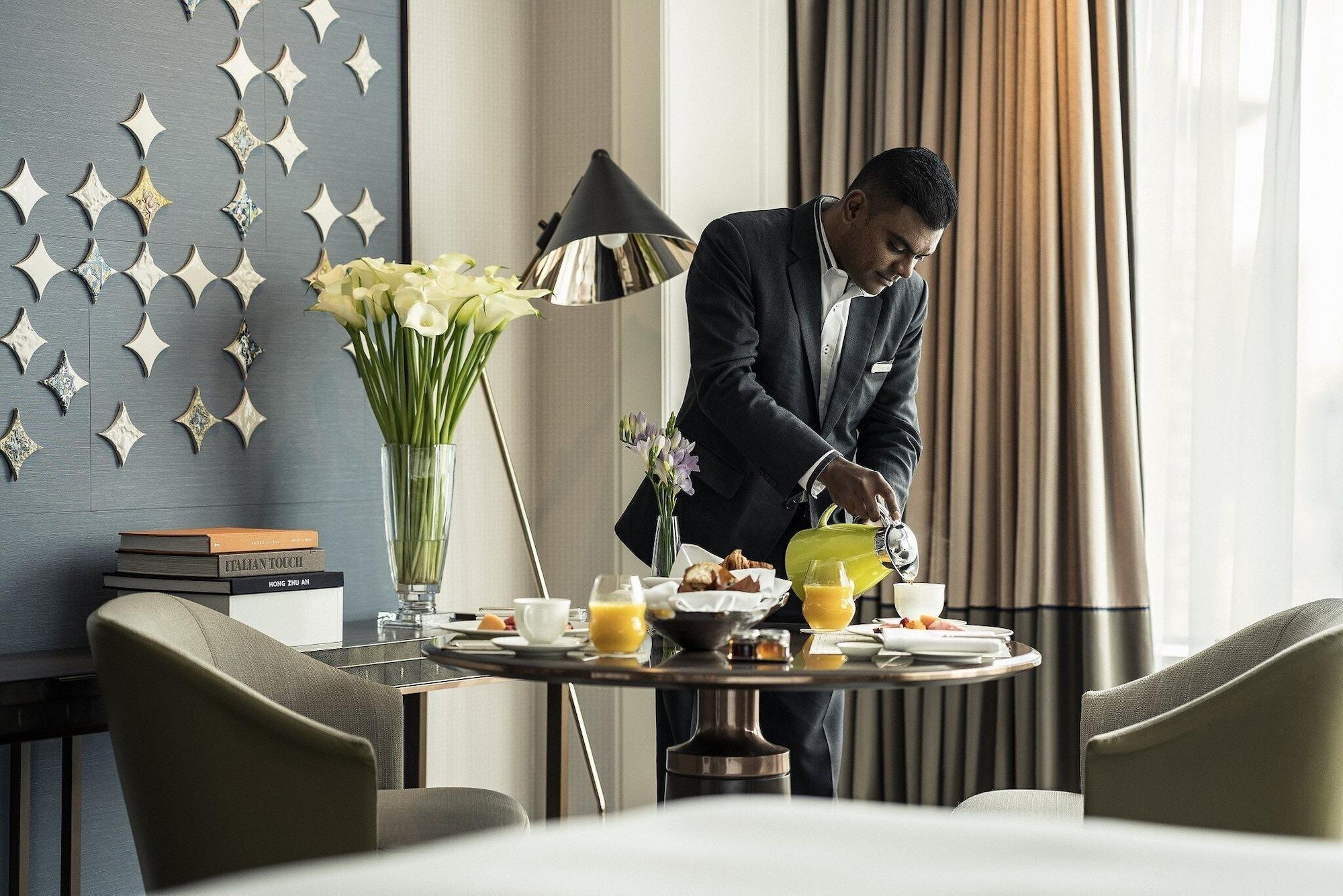 Four Seasons 5* Singapore