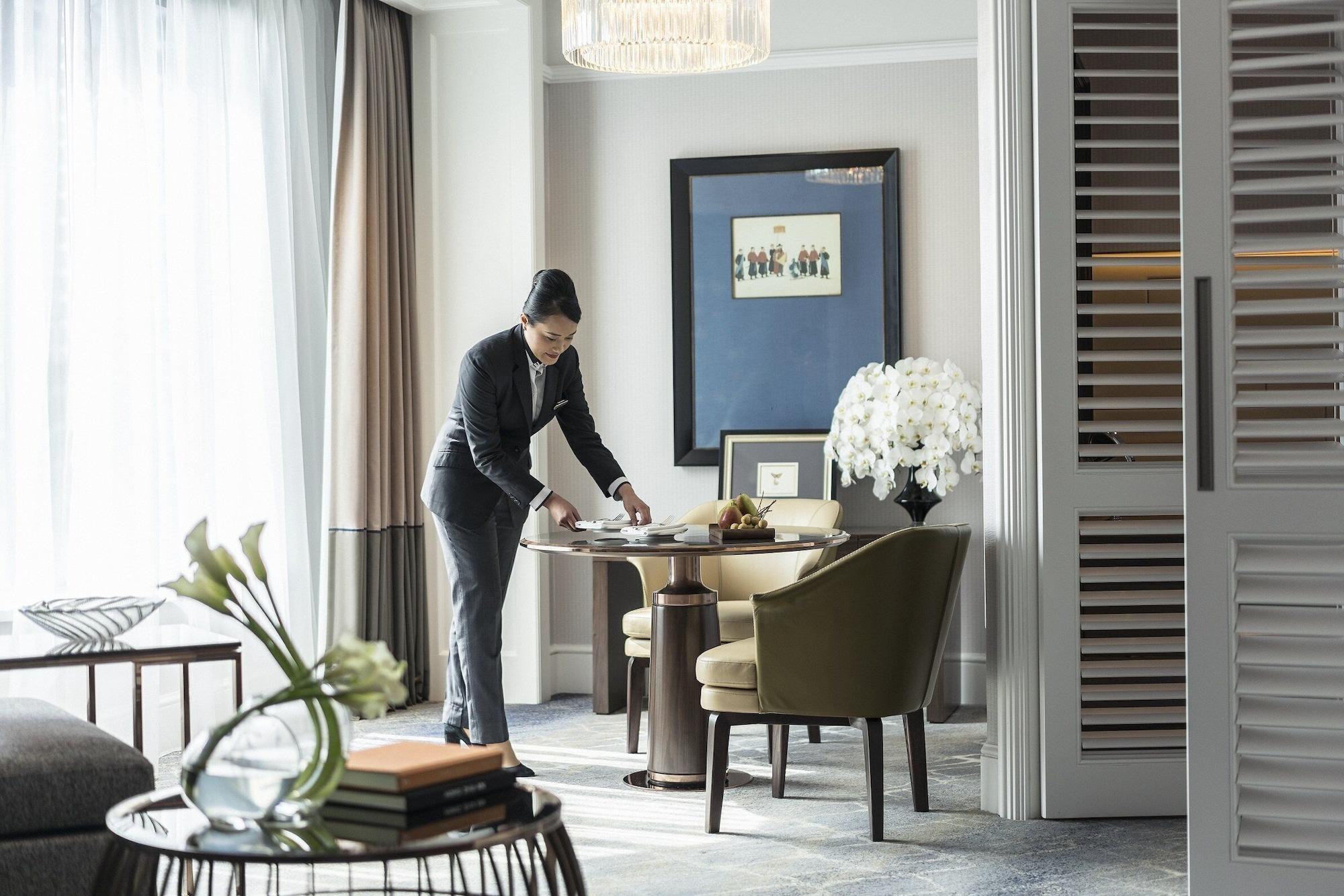Four Seasons Hotel Singapore